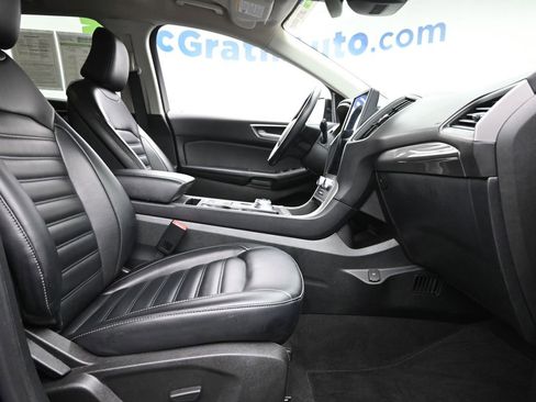 Used 2023 Ford Edge SEL image 7