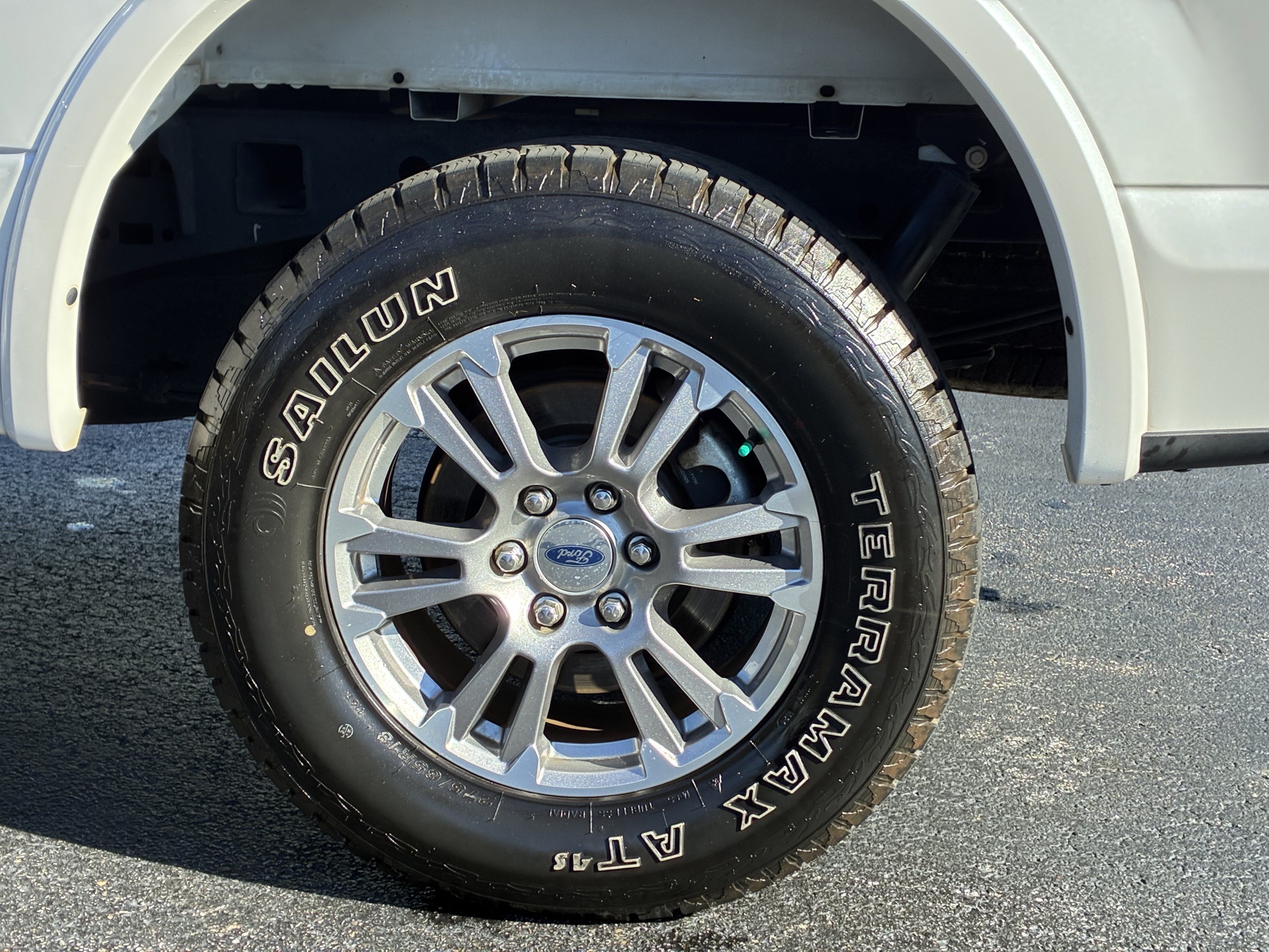 Used 2019 Ford F150 Lariat w/ Trailer Tow Package AWD/4WD image 10