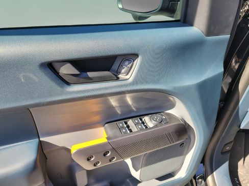 New 2025 Ford Maverick Tremor AWD/4WD image 7