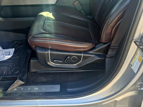 Used 2015 Ford F150 Platinum w/ Equipment Group 701A Luxury image 7