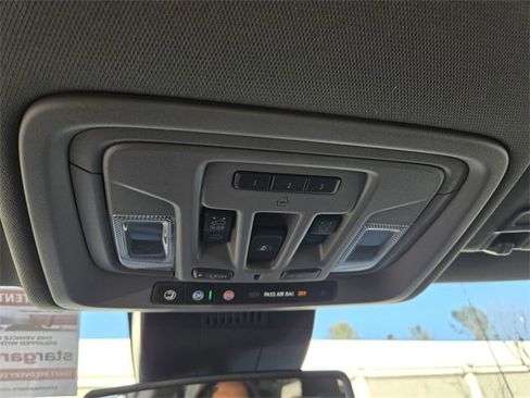 New 2026 GMC Sierra 1500 SLT w/ SLT Premium Package image 21