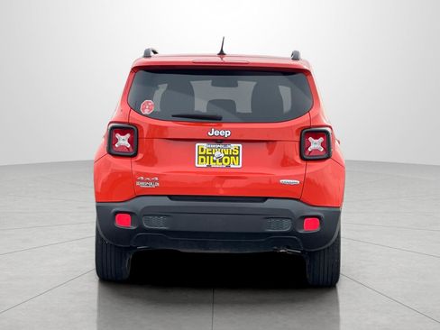 Used 2017 Jeep Renegade Latitude image 5