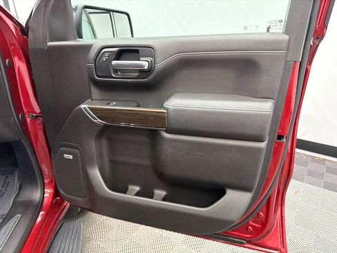 Used 2019 Chevrolet Silverado 1500 RST image 15