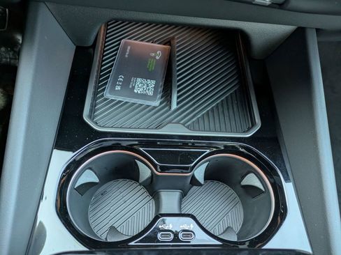 New 2026 BMW 530i xDrive w/ M Sport Package image 27