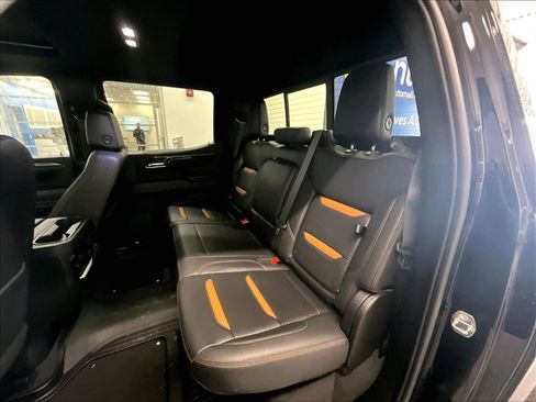 Used 2023 GMC Sierra 1500 AT4 w/ AT4 Premium Package image 15