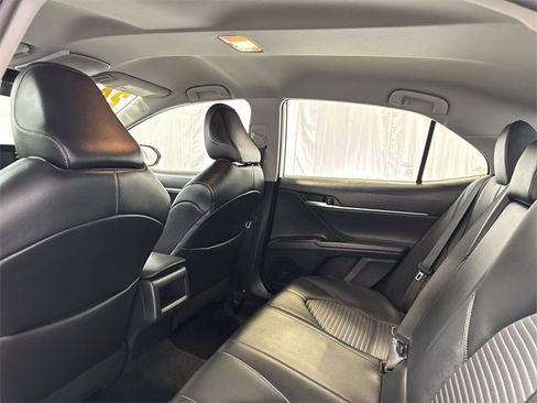 Used 2024 Toyota Camry SE image 13