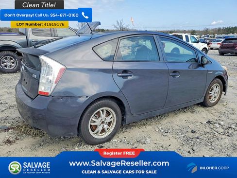 Used 2011 Toyota Prius Two image 4