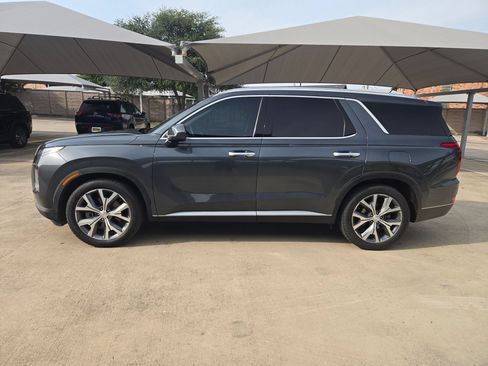 Used 2022 Hyundai Palisade SEL w/ Convenience Package FWD image 6