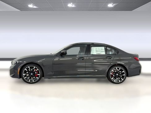 New 2026 BMW 330i Sedan w/ M Sport Package RWD image 2