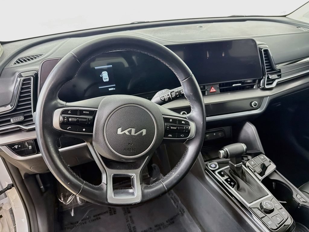 Used 2024 Kia Sportage EX AWD/4WD image 11