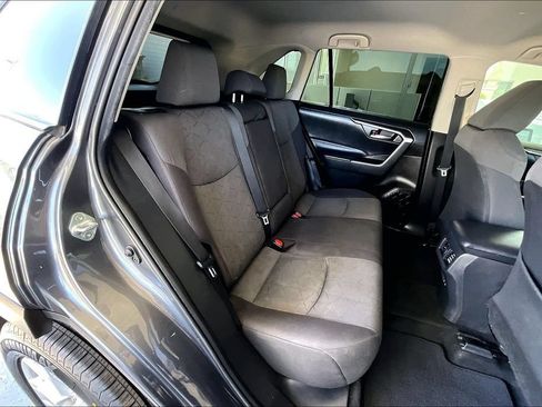 Used 2021 Toyota RAV4 XLE w/ XLE Grade Weather Package FWD image 25