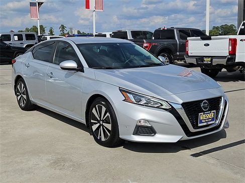 Used 2021 Nissan Altima 2.5 SV image 8