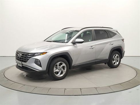 Used 2024 Hyundai Tucson SEL image 3