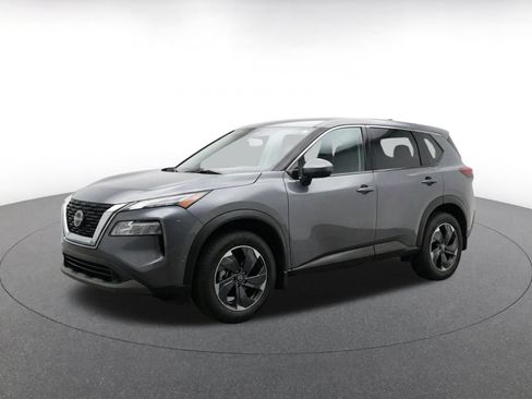 Used 2025 Nissan Rogue SV AWD/4WD image 8