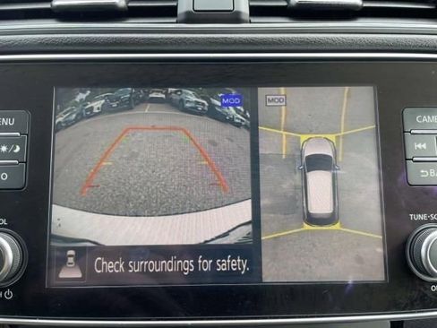 Used 2022 Nissan Leaf SV Plus image 29