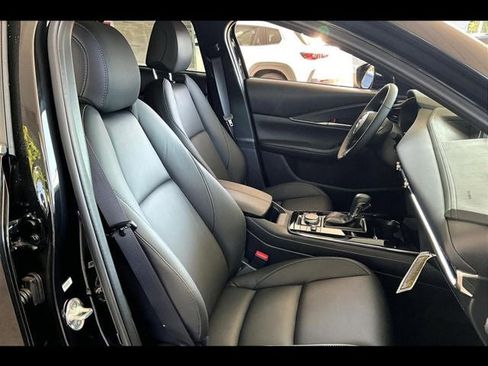 New 2025 MAZDA CX-30 AWD 2.5 S w/ Preferred Package image 38