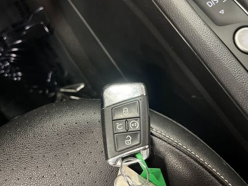 Used 2021 Volkswagen Atlas SE image 26