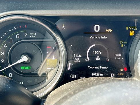 Used 2023 Jeep Wrangler Unlimited AWD/4WD image 13
