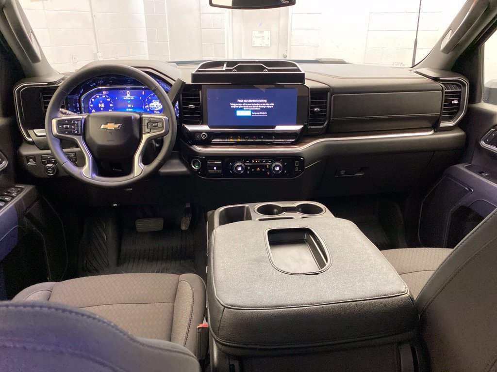 Used 2025 Chevrolet Silverado 2500 LT w/ Texas Edition AWD/4WD image 13