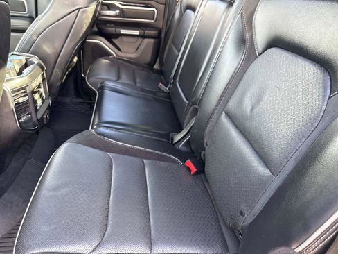 Used 2019 RAM 1500 Laramie image 13