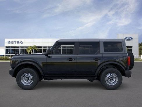 New 2026 Ford Bronco 4-Door image 3