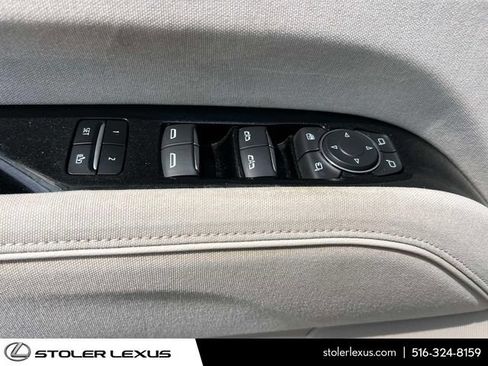 Used 2023 Cadillac Escalade ESV Sport Platinum AWD/4WD image 24