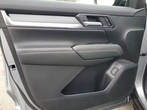 New 2026 GMC Terrain Elevation w/ Elevation Premium Package AWD/4WD image 13