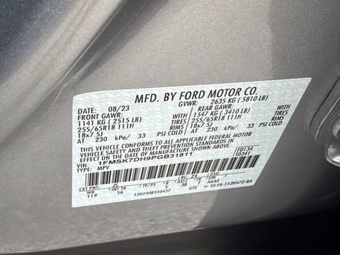 Used 2023 Ford Explorer XLT w/ Equipment Group 202A RWD image 24