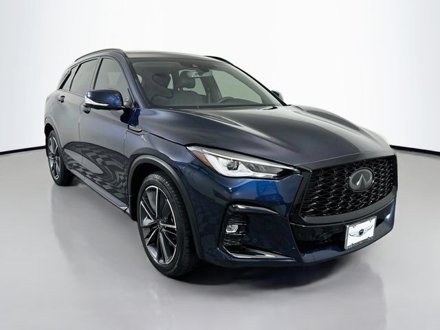 Used 2024 INFINITI QX50 Sport FWD image 3