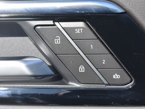 New 2026 Chevrolet Suburban High Country image 29