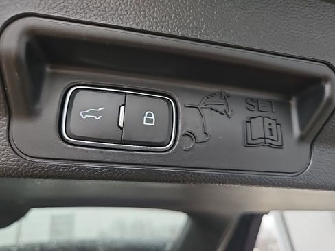 Used 2023 Ford Explorer XLT w/ Equipment Group 202A image 92