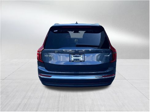 New 2026 Volvo XC90 T8 Plus image 6