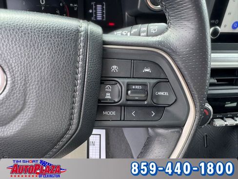 Used 2025 Toyota 4Runner SR5 image 18