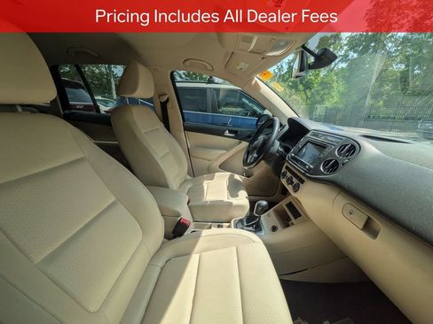 Used 2017 Volkswagen Tiguan S FWD image 9