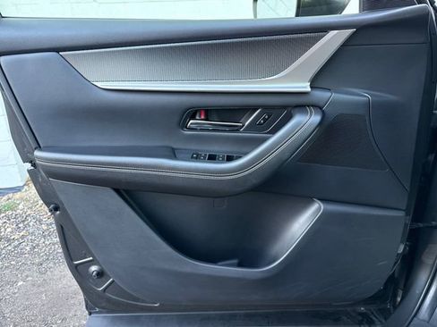 Used 2024 MAZDA CX-90 3.3 Turbo w/ Preferred Plus image 22