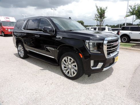 Used 2021 GMC Yukon SLT w/ SLT Luxury Plus Package RWD image 3