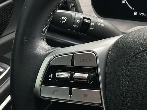 Used 2025 Kia Telluride SX Prestige X-Pro image 27