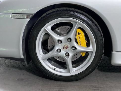 Used 2003 Porsche 911 Carrera RWD image 11