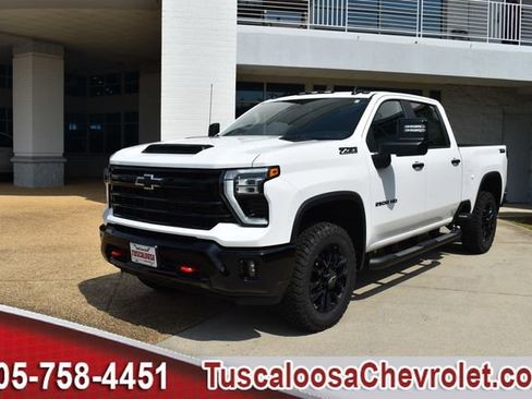 New 2026 Chevrolet Silverado 2500 LT w/ Trail Boss Package AWD/4WD image 4