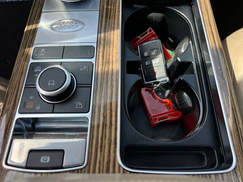 Used 2018 Land Rover Range Rover HSE image 73