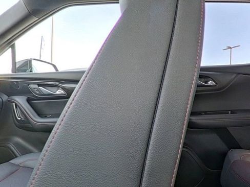 Used 2025 Chevrolet Blazer RS image 27
