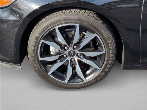 Used 2021 Chevrolet Malibu RS FWD image 28