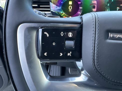 New 2026 Land Rover Range Rover Long Wheelbase SE image 32