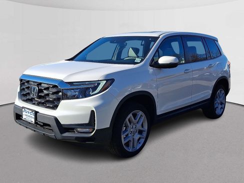 Certified 2024 Honda Passport EX-L image 4