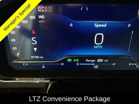 Used 2025 Chevrolet Silverado 2500 LTZ w/ LTZ Convenience Package AWD/4WD image 4