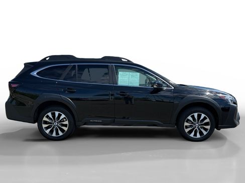 Used 2023 Subaru Outback Limited XT AWD/4WD image 6