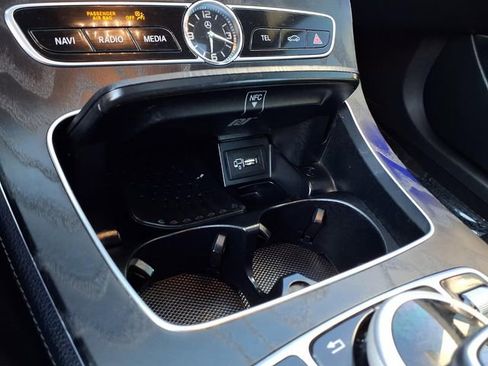Used 2019 Mercedes-Benz E 300 image 19