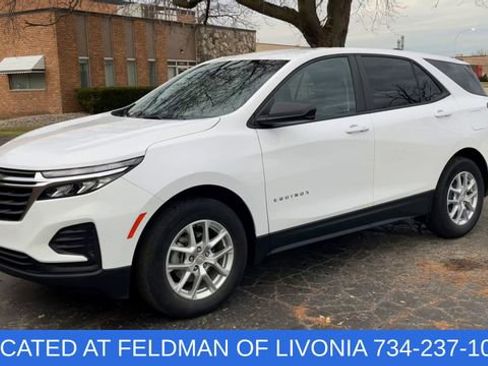 Certified 2023 Chevrolet Equinox LS w/ LS Convenience Package image 4