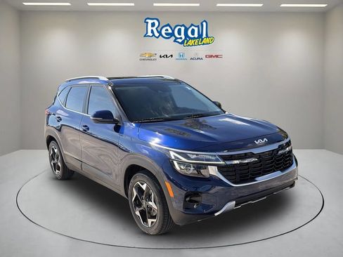 Certified 2025 Kia Seltos EX w/ EX Sunroof Package FWD image 1