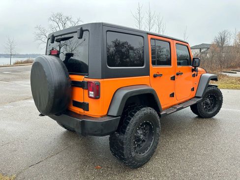 Used 2012 Jeep Wrangler Unlimited Sport image 5